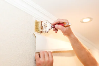 Pose de papier peint à Bièvres — revêtements muraux et toiles de verre